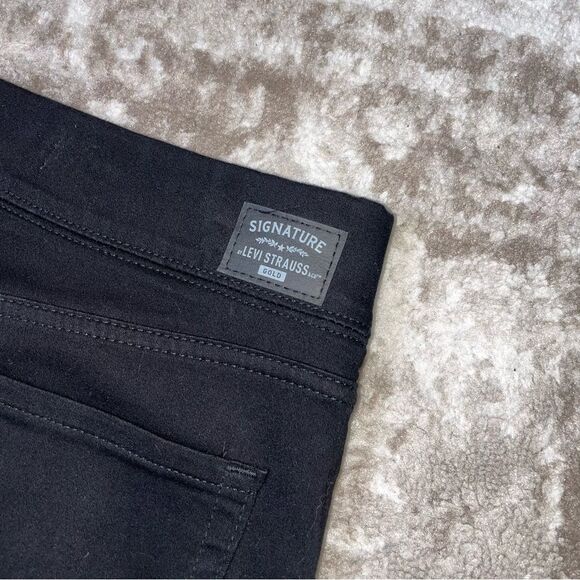 Levi's Pull-On Shaping Denim Jeggings Totally Shaping pull-on skinny SZ MP EUC - Picture 7 of 11